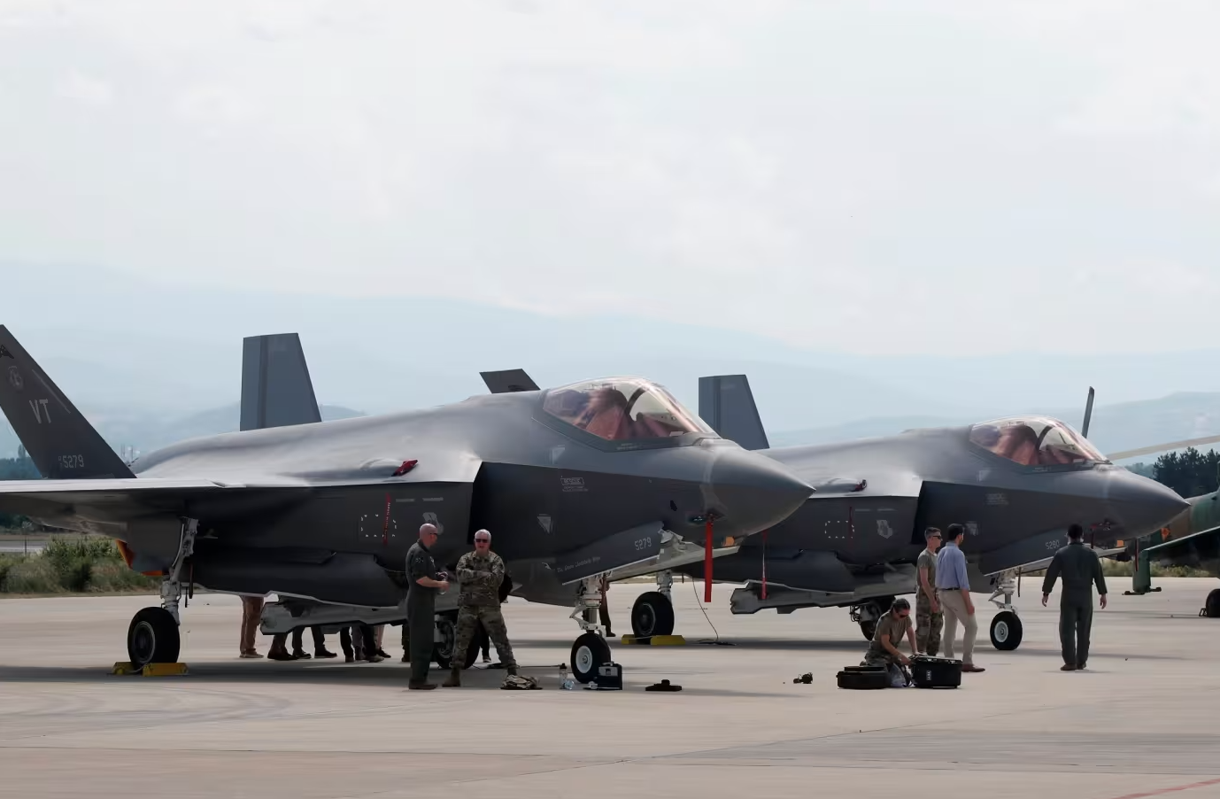 Trump and Erdoğan’s ‘extraordinary’ bond tested by Israel and jet deal - Financial Times