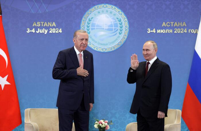 La Russie et l’Irak encouragent le dialogue entre la Syrie et la Turquie - Le Monde 