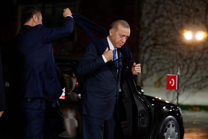 OTAN: Recep Tayyip Erdogan, un allié récalcitrant à la stratégie risquée - Le Monde
