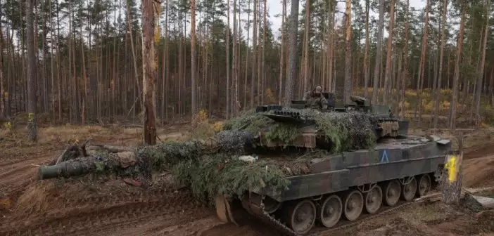 Western Dissaray Over Leopard 2 Tanks Behind for Now